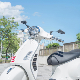Blade black mirrors compatible with most modern Vespa models, GTS/ GTV/ LX/ LT/ LXV/ S
