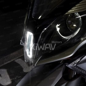 LEDフェアリングライト　クロム　Kymco Downtown 350i 250iに適用