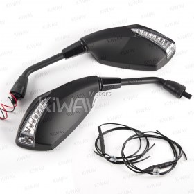 LED付きバイクミラー　フィスト　黒　10mm正ネジ　バイクに汎用　ウインカーデイライトキットキット付き